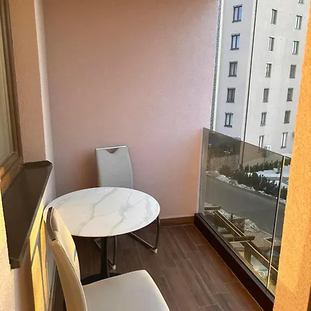 Jezero Apartment *