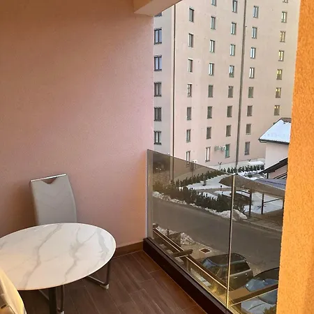Jezero Apartment *